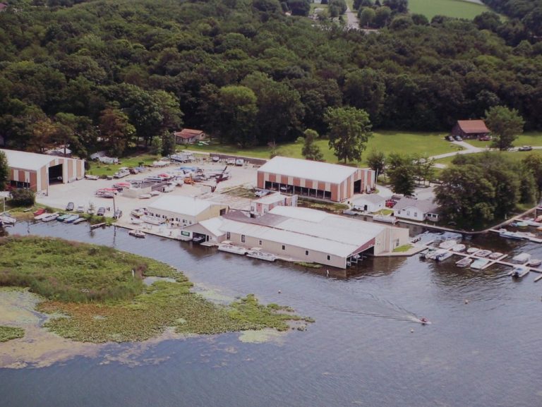 Griffith's Wawasee Marina Boat Service, Sales, & Rental