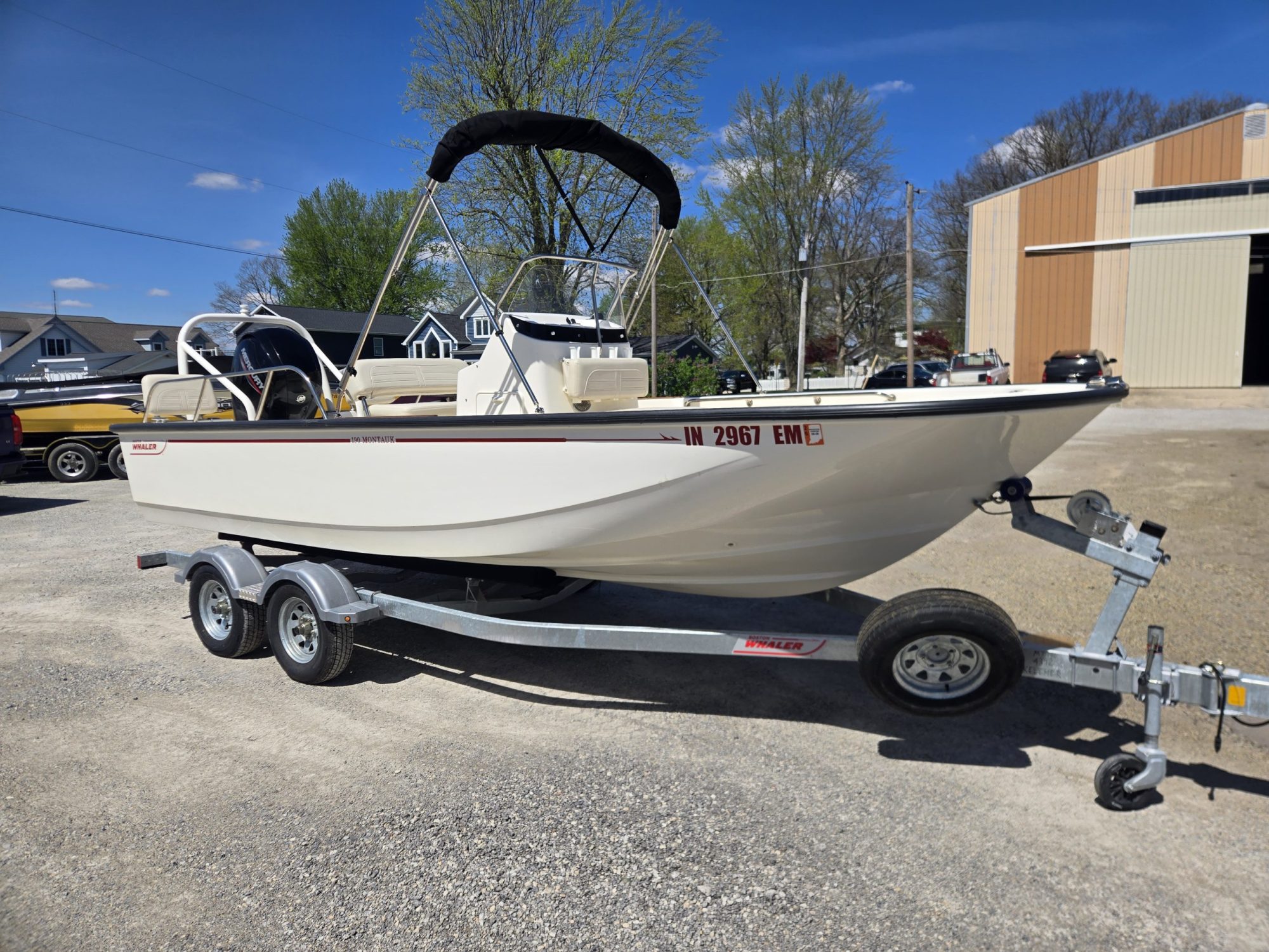 2023 Boston Whaler 190 Montauk